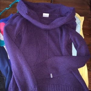 Columbia sweater